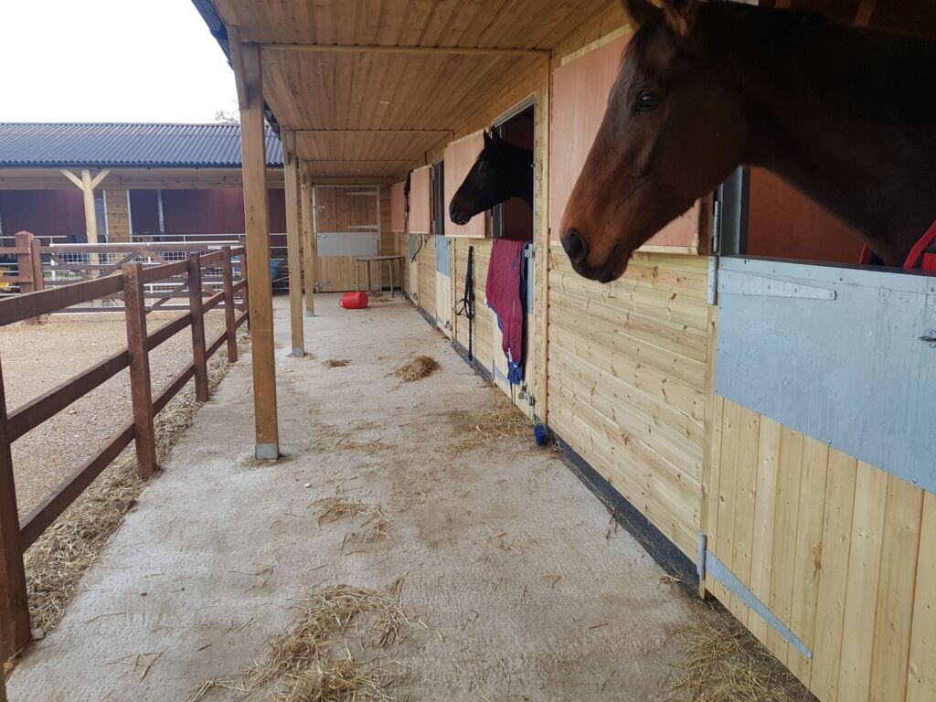 Stable Overhang